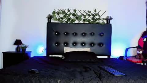 Jeronimo online show from 04-18-26, 02:15