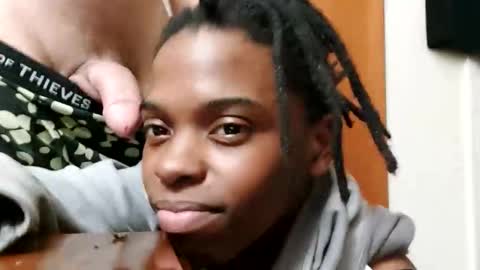 Snapshot of jeroetaggs7 chatting on 02-22-26, 08:46 SkynStarlight online show from 02-22-26, 08:46