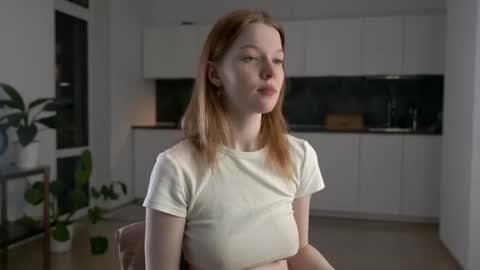 Molly online show from 11-16-25, 03:06