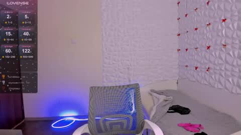 Jerrybomb online show from 04-11-26, 07:45