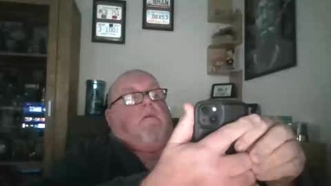 Snapshot of jerseyhammer01 chatting on 02-06-26, 09:34 Harry online show from 02-06-26, 09:34