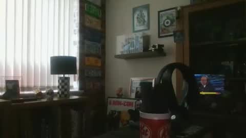 Snapshot of jerseyhammer01 chatting on 02-19-26, 08:54 Harry online show from 02-19-26, 08:54