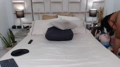 JESICA online show from 02-20-25, 10:48