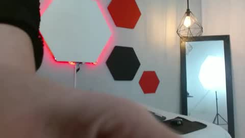 sofi online show from 02-13-25, 08:48