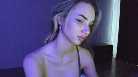 jess1ca_rabb1t online show from 11-15-25, 03:26