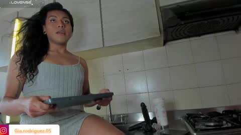 jess_hoffman online show from 04-12-26, 05:51