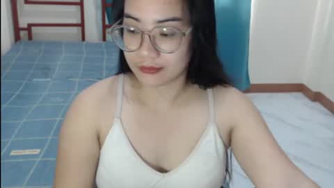 Snapshot of jessalicious_143 chatting on 07-03-26, 02:51 Jessa online show from 07-03-26, 02:51
