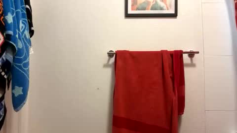 Snapshot of jesselopezcali chatting on 11-24-25, 08:30 Hungjessy online show from 11-24-25, 08:30