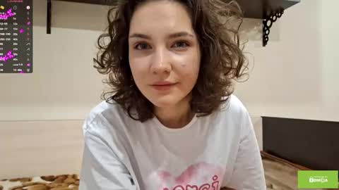 Snapshot of jessetorchio chatting on 09-12-25, 04:07 Megan online show from 09-12-25, 04:07