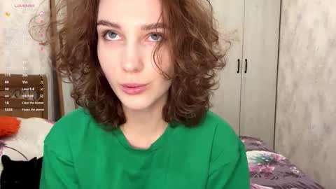 Snapshot of jessetorchio chatting on 10-25-25, 06:13 Megan online show from 10-25-25, 06:13