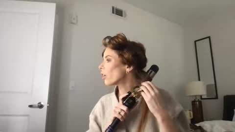 Jessica Aaren online show from 03-29-26, 07:47