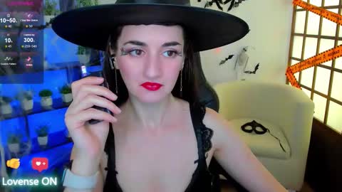 Jessica online show from 10-31-25, 02:23