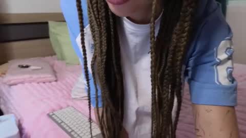 Jessy online show from 12-20-25, 04:08