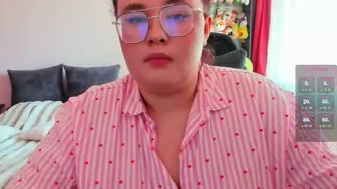 Snapshot of jessica_joy_ chatting on 07-13-26, 06:49 Natalia online show from 07-13-26, 06:49