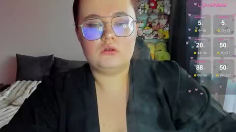 Snapshot of jessica_joy_ chatting on 07-18-26, 07:12 Natalia online show from 07-18-26, 07:12