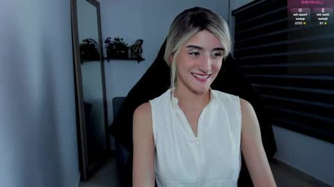 Snapshot of jessica_lisbon chatting on 04-28-26, 08:03 Jessica online show from 04-28-26, 08:03