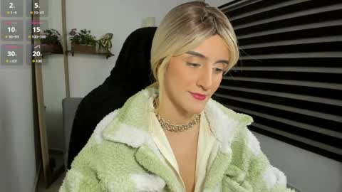 Snapshot of jessica_lisbon chatting on 05-01-26, 02:54 Jessica online show from 05-01-26, 02:54