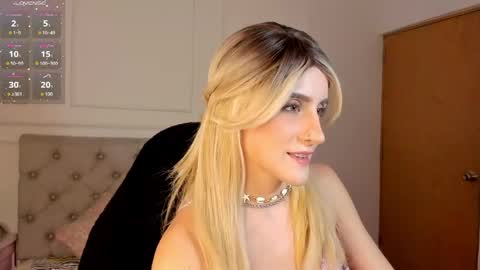 Snapshot of jessica_lisbon chatting on 05-26-26, 06:04 Jessica online show from 05-26-26, 06:04