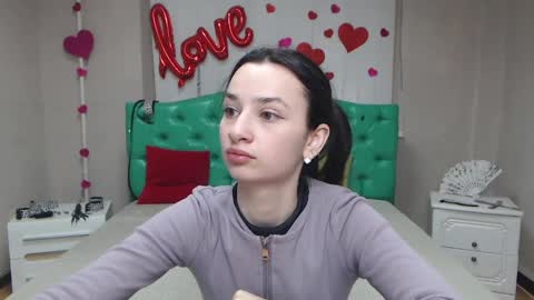 JessicaBreez online show from 04-26-26, 05:05