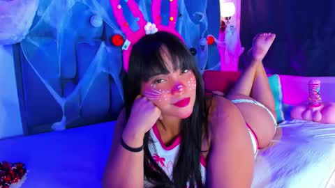 Jessica Evan online show from 10-15-25, 08:20