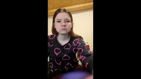 Snapshot of jessicaholland1 chatting on 04-27-26, 06:39 jessicaholland1 online show from 04-27-26, 06:39