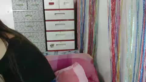 Snapshot of jessicajones_25 chatting on 12-03-24, 08:27 jessicajones_25 online show from 12-03-24, 08:27