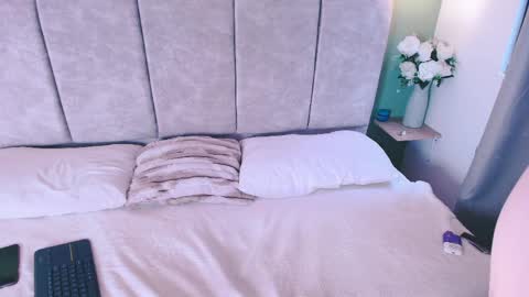 jessicaparkeer1 online show from 05-27-26, 01:30