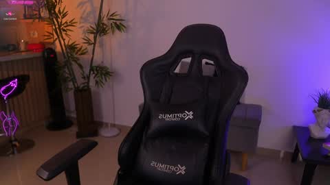  Jessica Pratt  IG jessicaxpratt online show from 04-07-26, 07:36