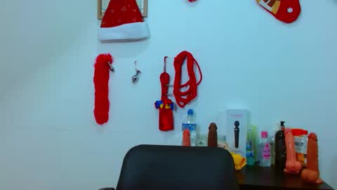 jessicarabbit4 online show from 01-06-25, 09:00