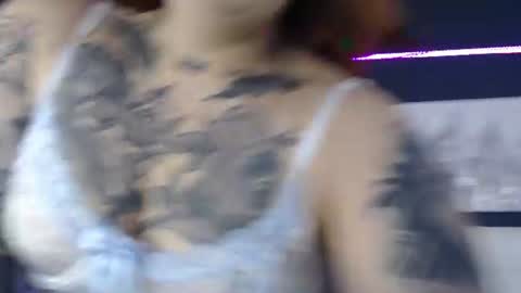 Snapshot of jessie_williams_01 chatting on 06-26-26, 05:39 Your Sweet Angel online show from 06-26-26, 05:39
