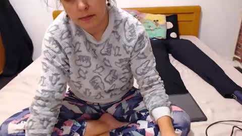 jessiestar3 online show from 12-03-25, 02:41