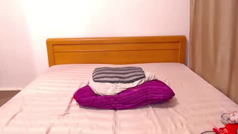 Snapshot of jessiestar3 chatting on 02-05-26, 02:27 jessiestar3 online show from 02-05-26, 02:27