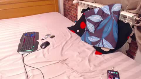 Snapshot of jessiestar3 chatting on 06-29-26, 10:21 jessiestar3 online show from 06-29-26, 10:21