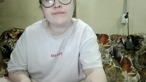 Snapshot of jessystoune1 chatting on 05-28-26, 09:50 Bye everyone i cant see any reason to stay here wish u luck online show from 05-28-26, 09:50