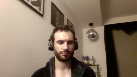 Snapshot of jestersquid19 chatting on 07-22-26, 08:44 jestersquid19 online show from 07-22-26, 08:44