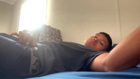 jesusluvs25 online show from 12-19-25, 03:19