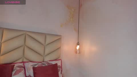 Jessica online show from 10-23-25, 07:45