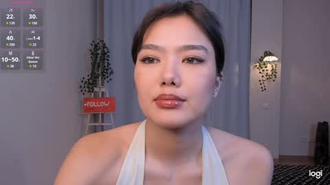 Hi all. My name is Naomi and Im glad to see you in my room  online show from 02-05-25, 04:14