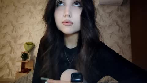 I am Gina ntmu Lets hit 10 Thumbs Up together online show from 03-15-26, 02:23