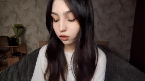 I am Gina ntmu Lets hit 10 Thumbs Up together online show from 03-24-26, 03:39