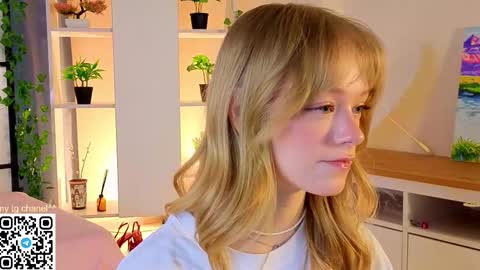 Gwen online show from 03-26-26, 08:14