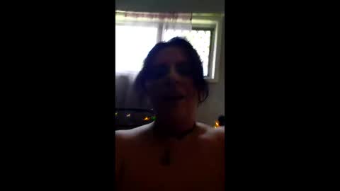 jewelz1313 online show from 05-04-26, 12:50