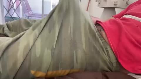 Snapshot of jewishbigcock chatting on 02-27-25, 07:15 jewishbigcock online show from 02-27-25, 07:15