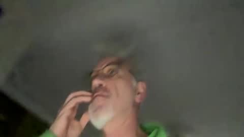 Snapshot of jewlronny chatting on 12-31-24, 08:04 jewlronny online show from 12-31-24, 08:04