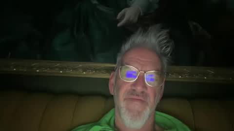 Snapshot of jewlronny chatting on 02-12-25, 07:13 jewlronny online show from 02-12-25, 07:13