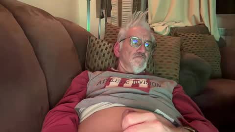 Snapshot of jewlronny chatting on 03-04-25, 08:16 jewlronny online show from 03-04-25, 08:16