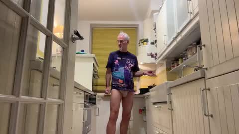 Snapshot of jewlronny chatting on 03-05-25, 06:45 jewlronny online show from 03-05-25, 06:45