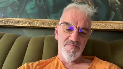 Snapshot of jewlronny chatting on 09-11-25, 07:08 jewlronny online show from 09-11-25, 07:08