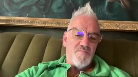 Snapshot of jewlronny chatting on 09-15-25, 06:13 jewlronny online show from 09-15-25, 06:13