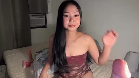 Olivia Lily Johnson online show from 03-08-26, 06:34